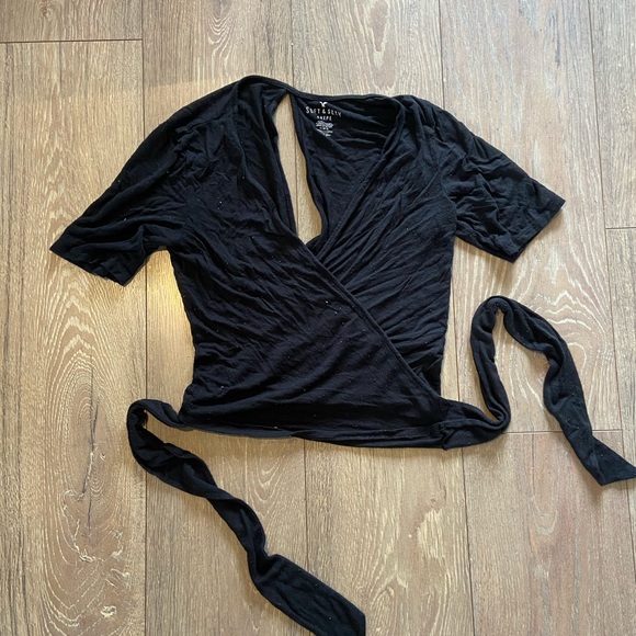 American Eagle Crop Wrap Top